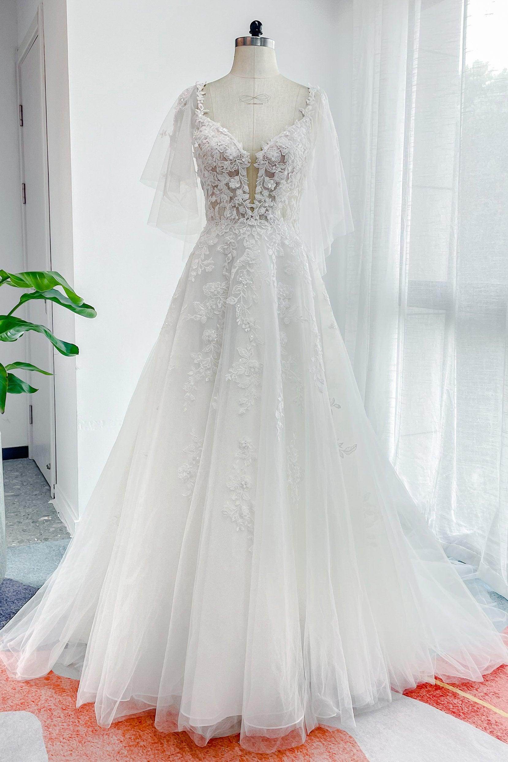 A-Line Court Train Lace Tulle Wedding Dress CW3160 - COCOMELODY